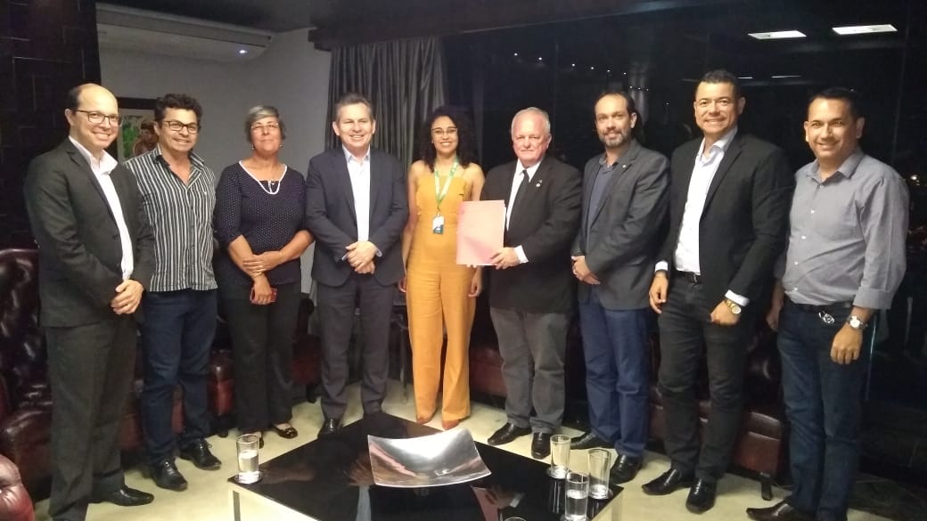 Fórum de Conselhos de Classe da Saúde se reúne com governador de MT Fórum de Conselhos de Classe da Saúde se reúne com governador de MT