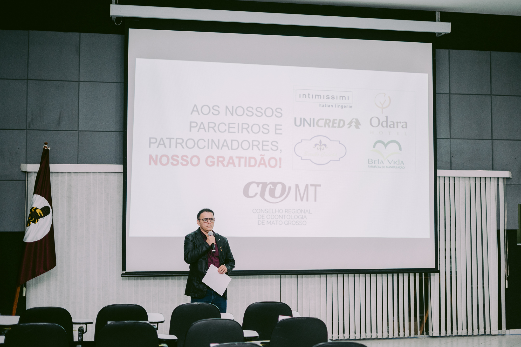 Palestra da Unicred marca mês do cirurgião-dentista